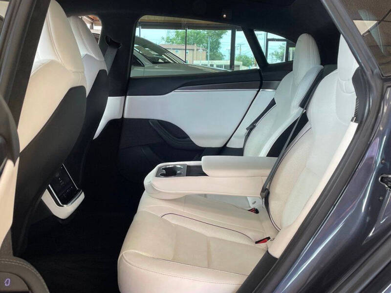 2021 Tesla Model S Plaid