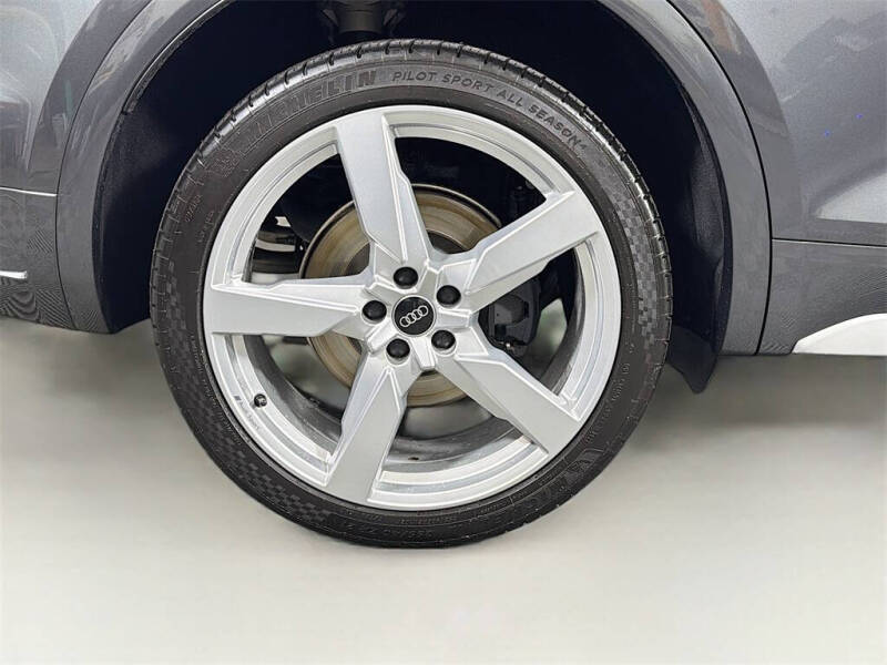 2022 Audi SQ5 3.0T quattro Premium