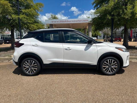 2024 Nissan Kicks for sale at BLACKBURN MOTOR CO in Vicksburg MS