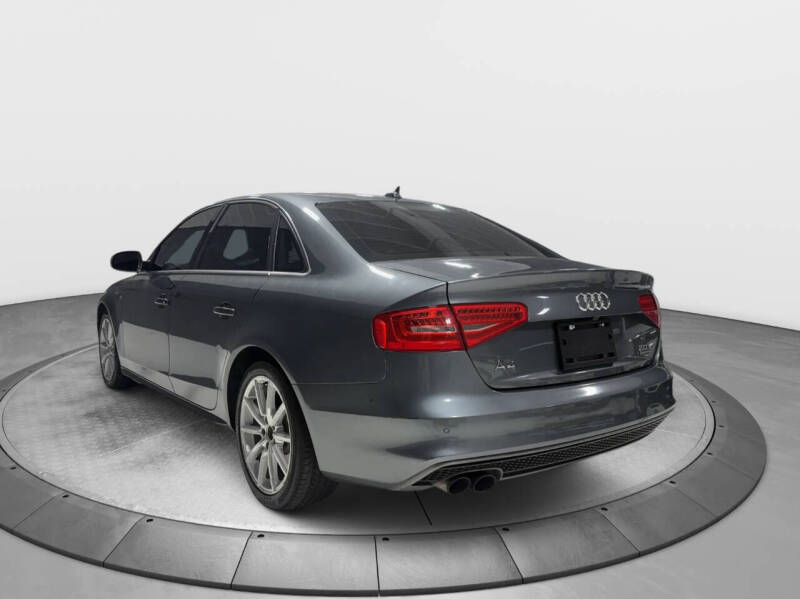 2016 Audi A4 2.0T quattro Premium Plus