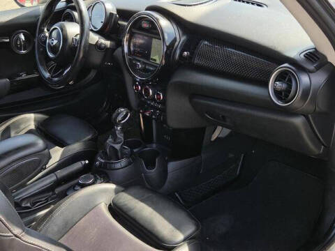 2015 MINI Hardtop 2 Door Cooper S