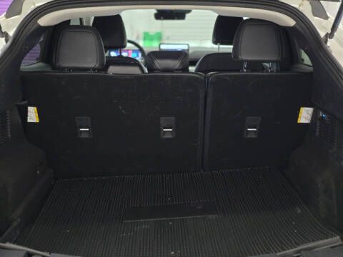 2022 Ford Mustang Mach-E Select