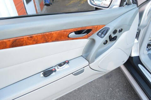 2005 Mercedes-Benz SL-Class SL 500