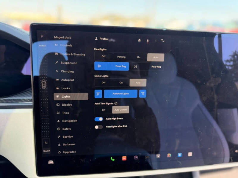 2022 Tesla Model X Plaid