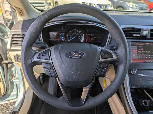 2014 Ford Fusion Hybrid SE