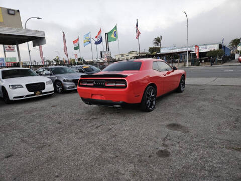 2019 Dodge Challenger SXT