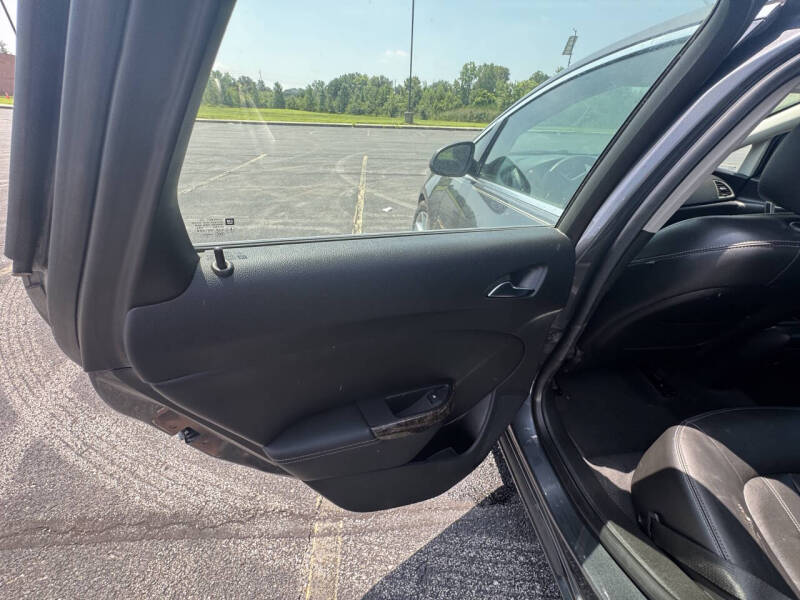 2012 Buick Verano Leather Group