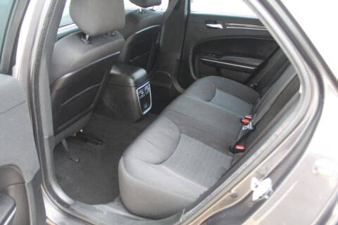 2019 Chrysler 300 Touring