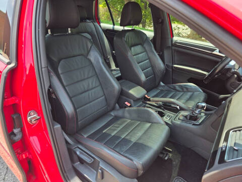 2015 Volkswagen Golf GTI SE