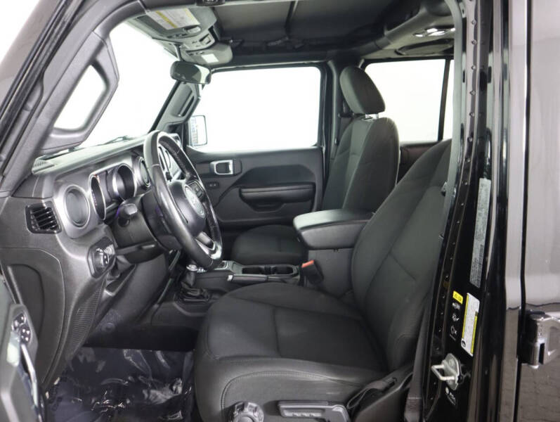 2021 Jeep Gladiator Willys