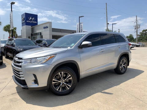2018 Toyota Highlander for sale at Metairie Preowned Superstore in Metairie LA