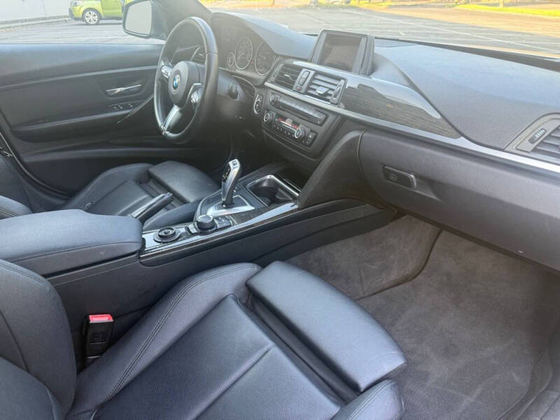 2015 BMW 3 Series 320i xDrive