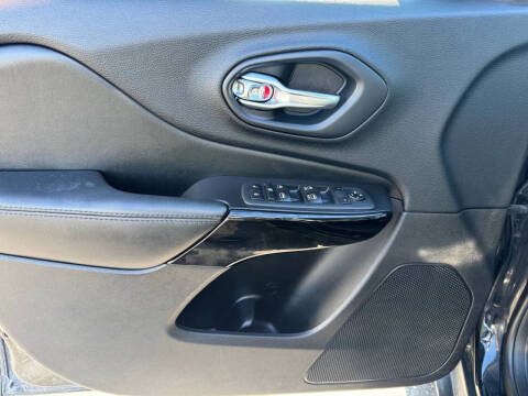 2020 Jeep Cherokee Altitude