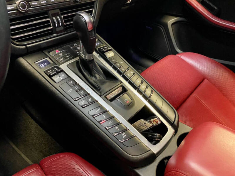 2021 Porsche Macan GTS