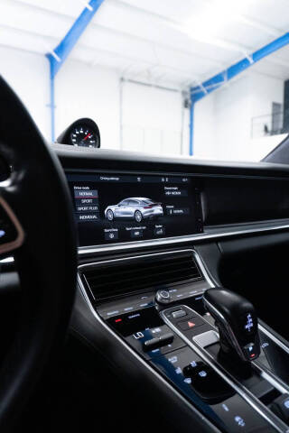 2020 Porsche Panamera GTS