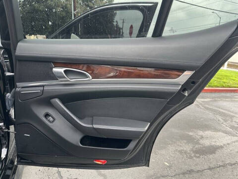 2011 Porsche Panamera Turbo