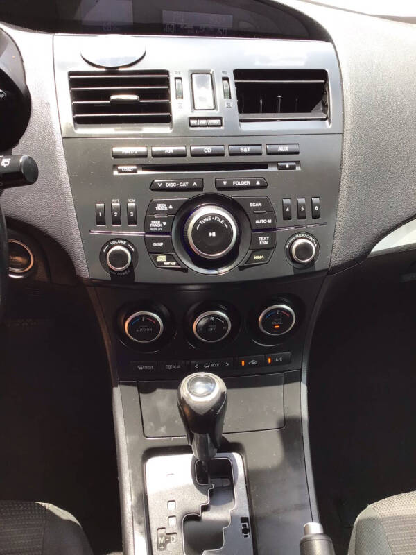 2013 Mazda MAZDA3 i Touring