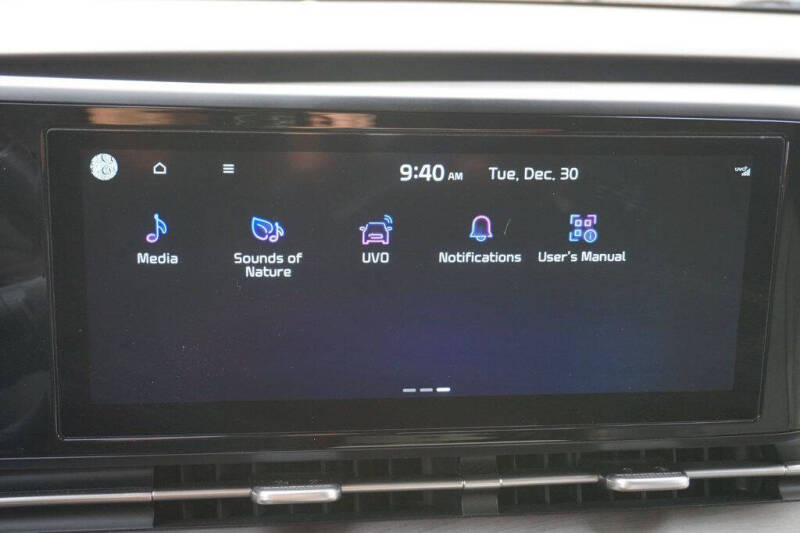 2022 Kia Carnival EX