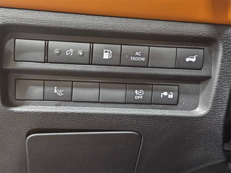 2025 Mitsubishi Outlander PHEV