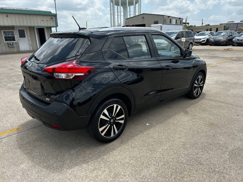 2020 Nissan Kicks SV