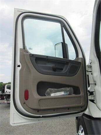 2014 Freightliner Cascadia