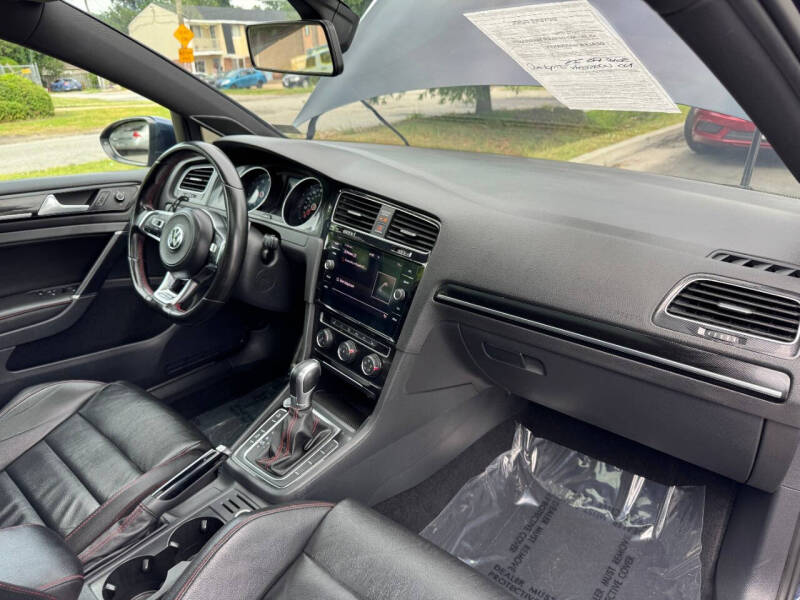 2017 Volkswagen Golf GTI SE
