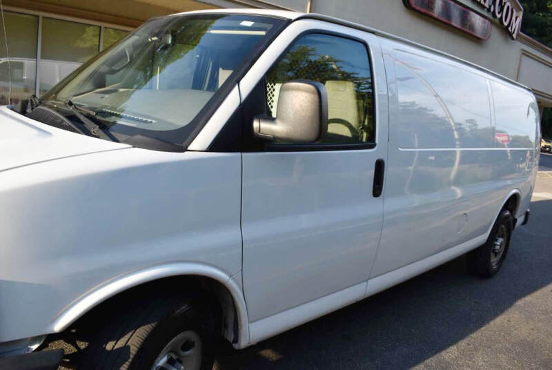 2017 GMC Savana 2500