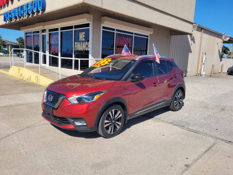 2020 Nissan Kicks SR