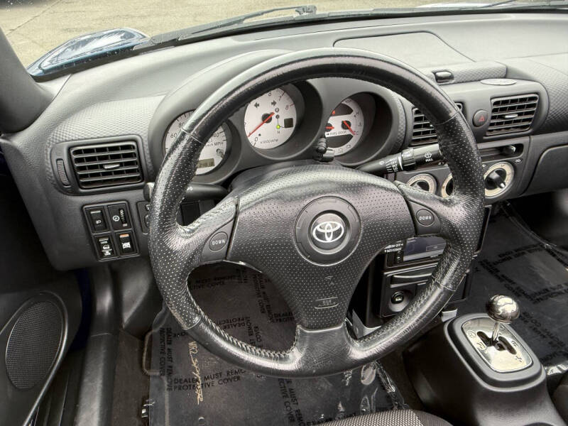 2003 Toyota MR2 Spyder