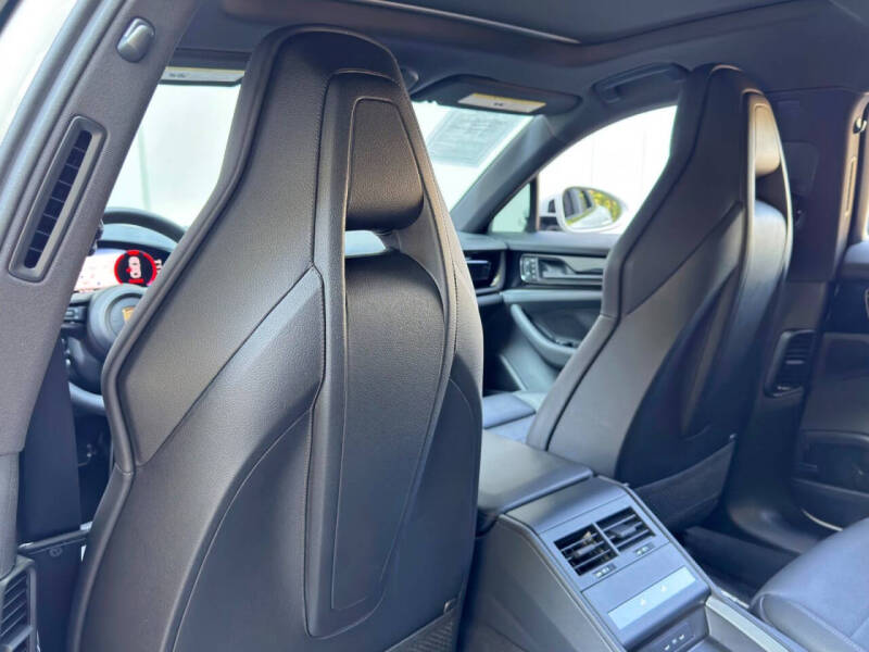 2025 Porsche Panamera