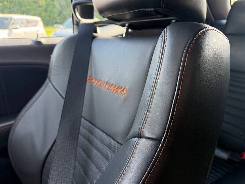 2016 Dodge Challenger R/T Plus Shaker