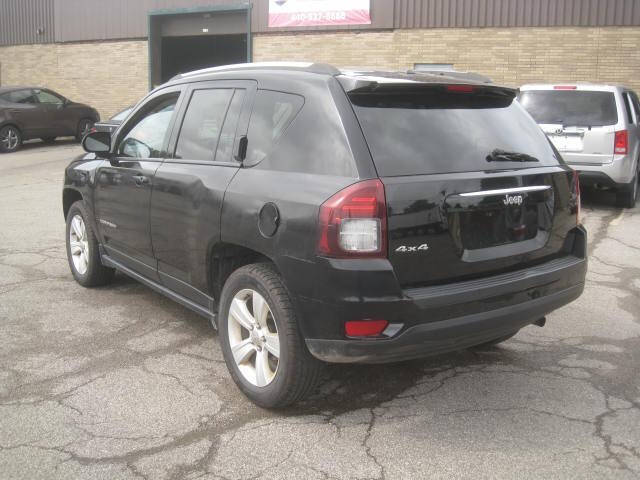 2016 Jeep Compass Sport photo 7