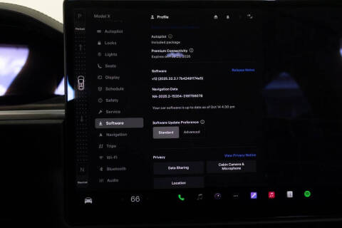 2023 Tesla Model X Standard Range