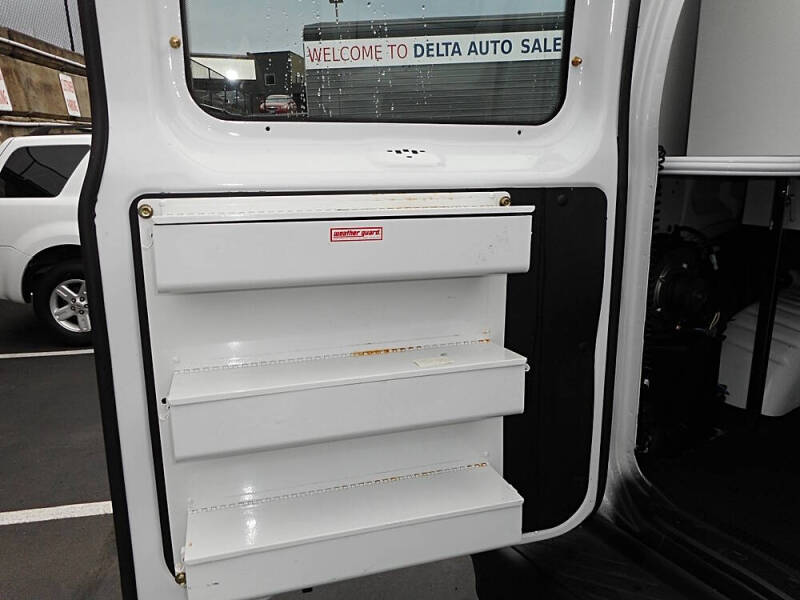 2003 Ford E-Series E-250