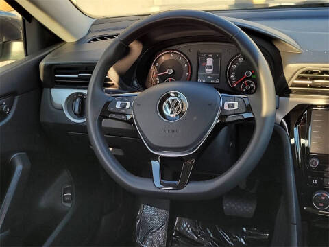 2022 Volkswagen Passat SE