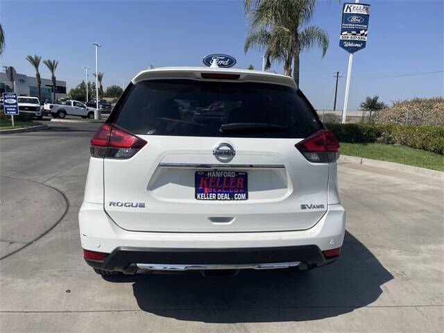 2020 Nissan Rogue SV