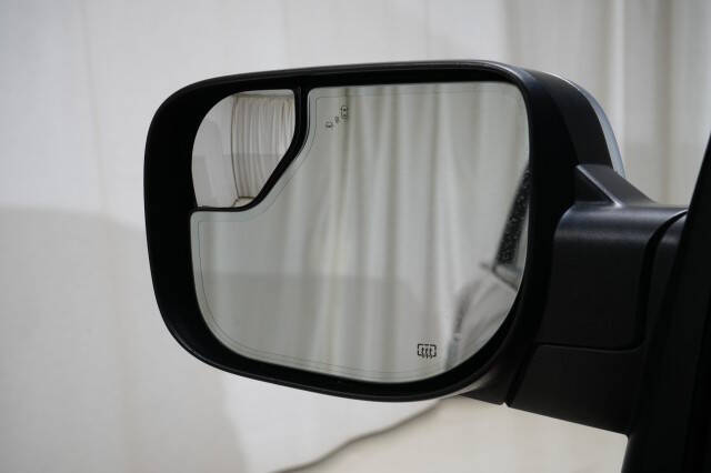 2021 Nissan Titan Platinum Reserve