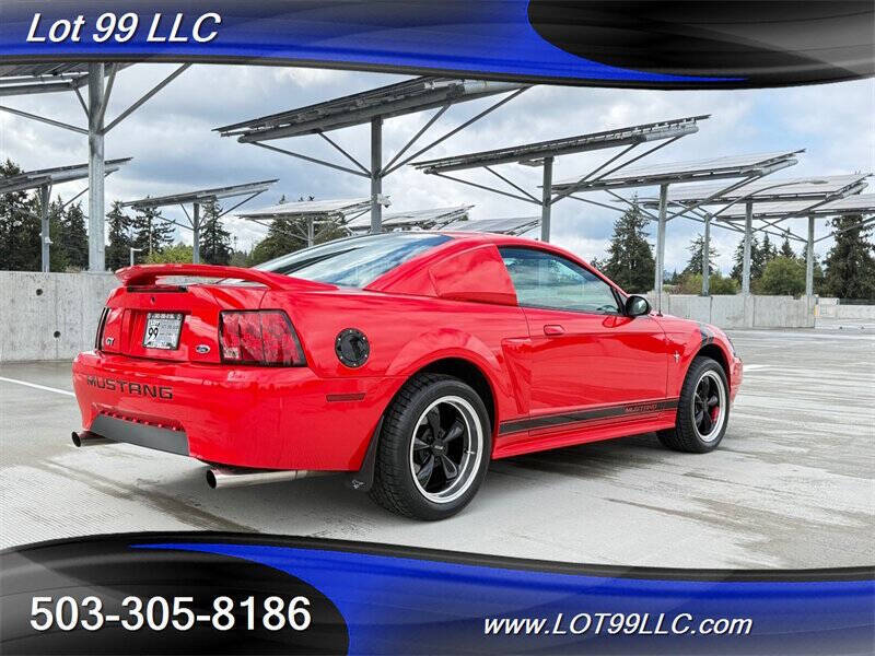 2000 Ford Mustang