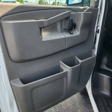2017 Chevrolet Express 2500