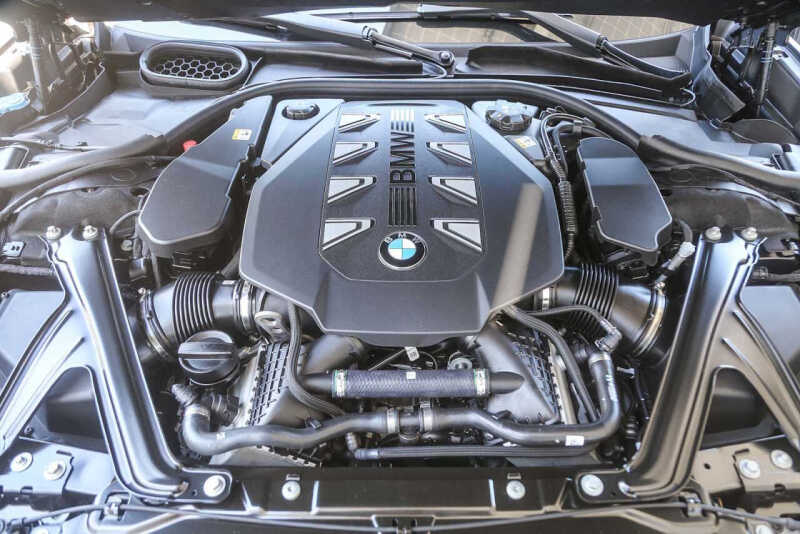 2025 BMW 7 Series 760i xDrive