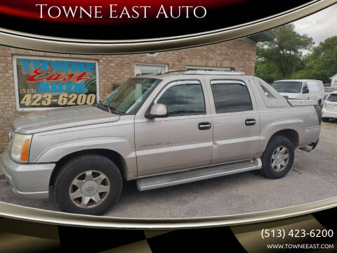 2005 Cadillac Escalade EXT for sale at Towne East Auto in Middletown OH