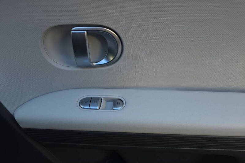 2023 Hyundai Ioniq 5 SE