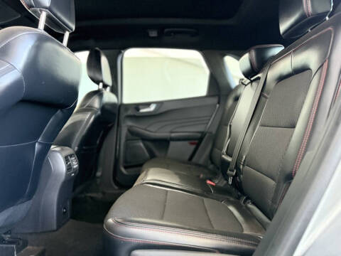 2023 Ford Escape ST-Line Select