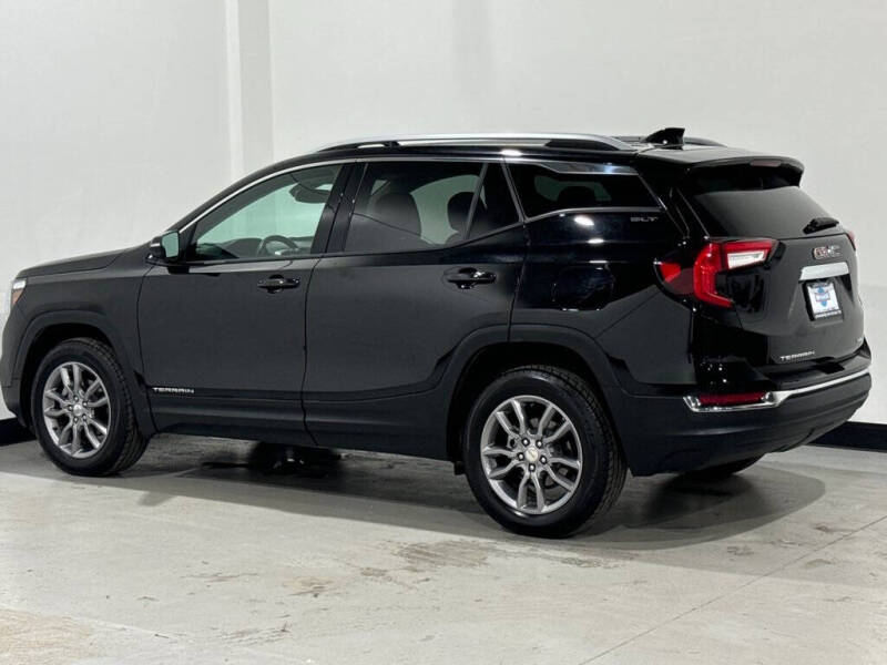 2022 GMC Terrain SLT