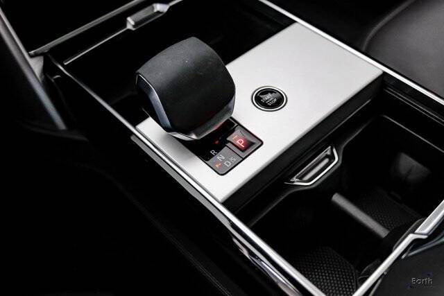 2024 Land Rover Range Rover P400 SE