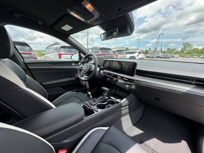 2026 Kia K5