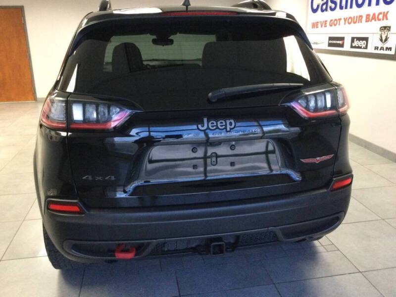 2022 Jeep Cherokee Trailhawk