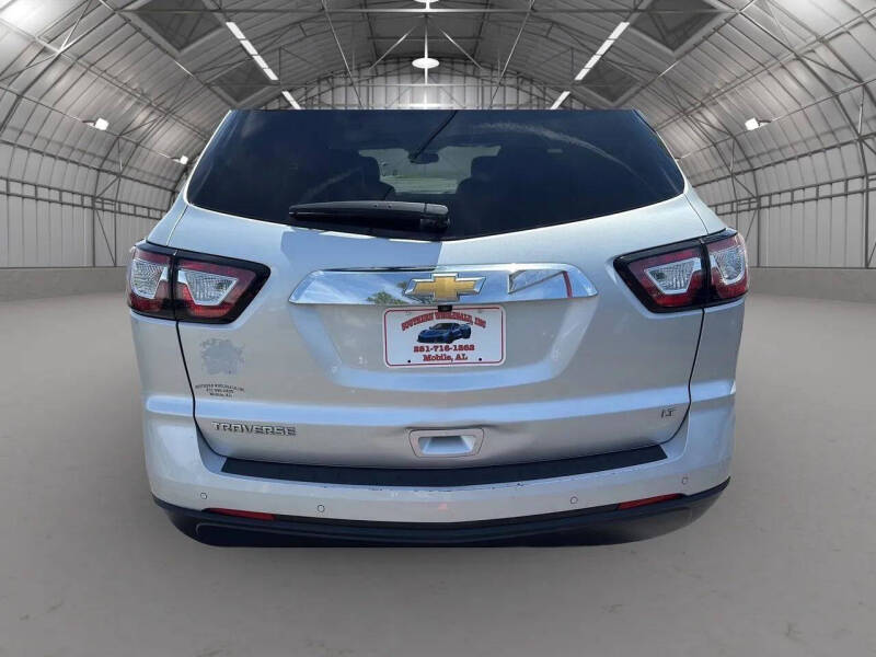 2017 Chevrolet Traverse LT