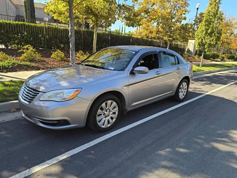 2014 Chrysler 200 LX