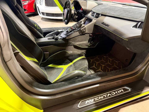 2016 Lamborghini Aventador LP 750-4 SV